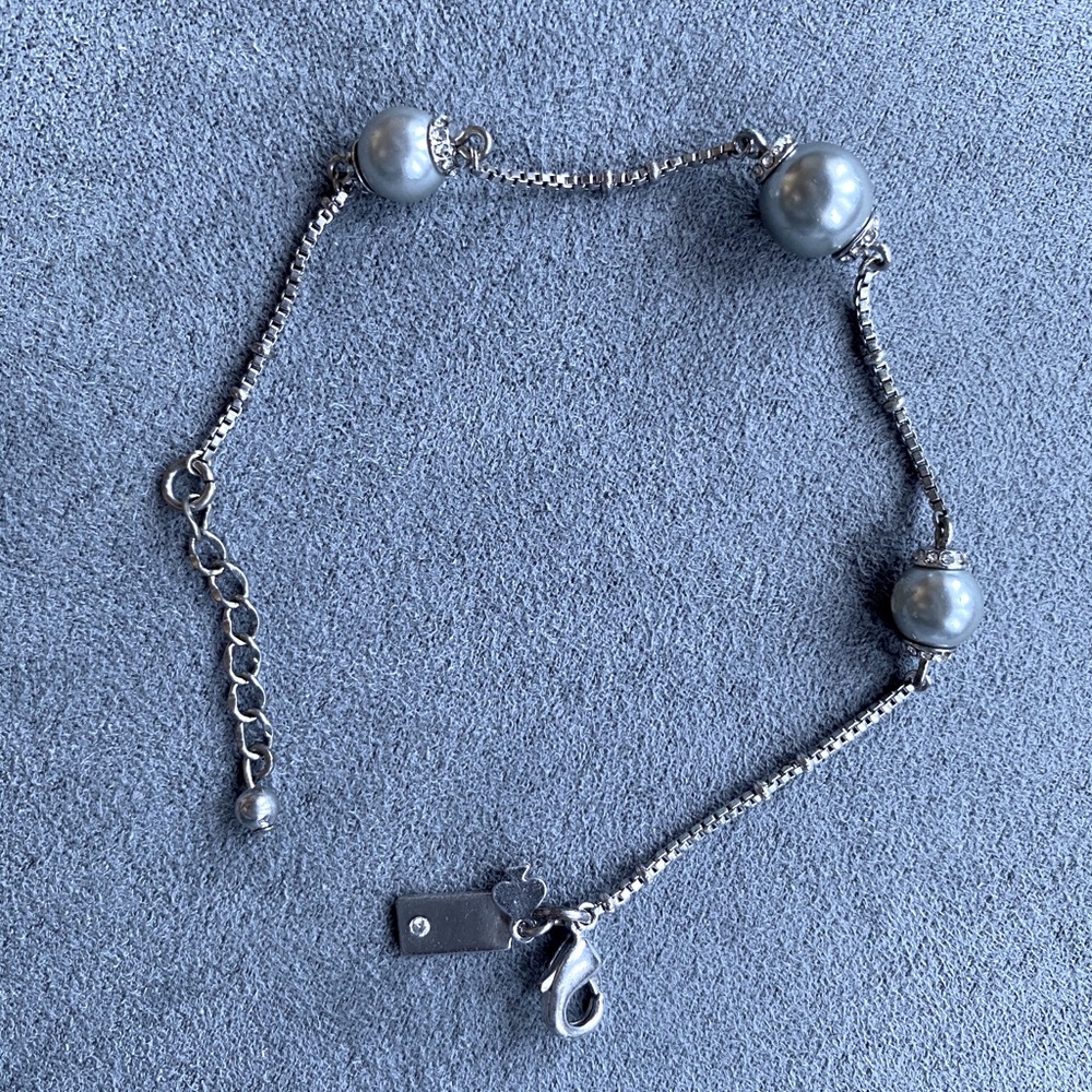 Kate Spade 3-grey pearl bracelet - Picture 1 of 3